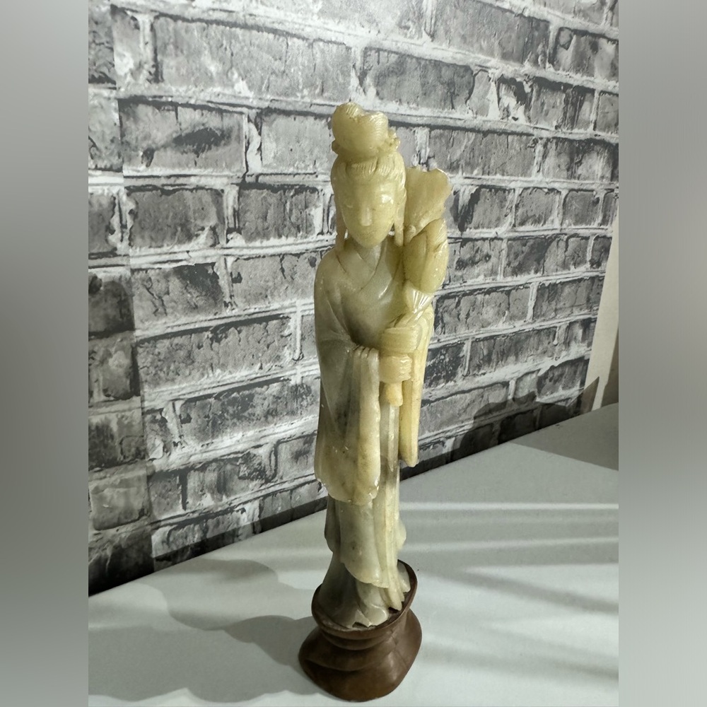 Vintage Antique Chinese Soapstone Figure Guanyin Kwan Yin Guan Yin 10‎ In